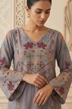 ⁦جلابيه مودرن تراثي موف رمادي⁩ - الصورة ⁦2⁩